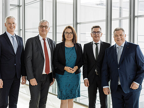 Weiter auf Erfolgskurs: Mit Umsicht und erprobtem Krisen–Management 