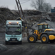 Ganztägiger Betrieb mit dem aktualisierten Volvo-Bagger EC230 Electric 