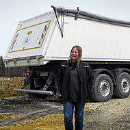 Der Kippsattel im Schotterwerk punktet