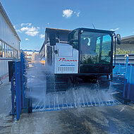 Effiziente Reinigungslösung für Baumaschinen