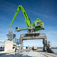 Großmaschinen im Umschlag: weltweit bewährte Technik aus Straubing 