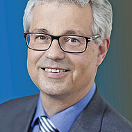 Jürgen John ist neuer Direktor für Michelin D-A-CH – Michael Küster leitet Pressearbeit für alle Produktlinien