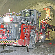 Vier Abschläge täglich sorgen für zügigen Baufortschritt