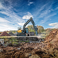 Sechs neue Hydraulikhämmer für 1,2-t- bis 26-t-Bagger