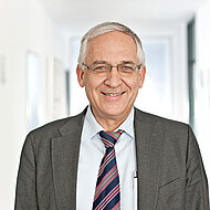 Insolvenzverwalter verkauft Bauunter­nehmen Xaver Schmid an Hubert Schmid