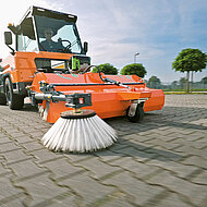 Green & Clean: Vollelektrisches Kehren