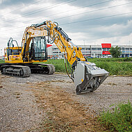 Neue Straßenfräse für Bagger konzipiert