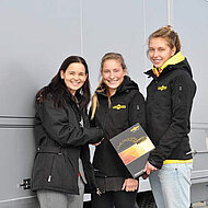 Anhänger an Sailing Team Germany übergeben