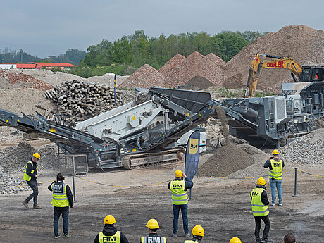 »RM J110X«: Rubble Master stellt ersten mobilen Backenbrecher vor