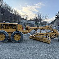 Motorgrader No. 12 gewinnt Cat Klassiker Challenge 