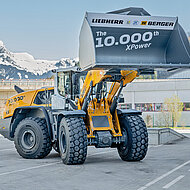 Meilenstein: Liebherr produziert den 10 000. »XPower«-Radlader