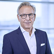 Daimler Truck: Nach 36 Jahren bei Daimler - Stefan Buchner verabschiedet sich in den Ruhestand