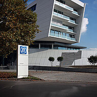 ZF im ersten Halbjahr trotz höherer F&E-Aufwendungen mit besserer Marge