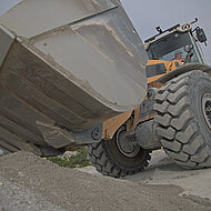 Reifen für einen sicheren und kontinuierlichen Betrieb