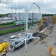 Hybride Autobetonpumpe für die NordBau 