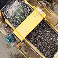 In der Gesteinsabsiebung die Effizienz verbessern