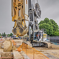 Neues Trägergerät für Schlitzwandarbeiten