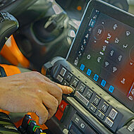 Bauhof Wertheim setzt auf Unimog-Geräteträger mit »Uni-Touch«