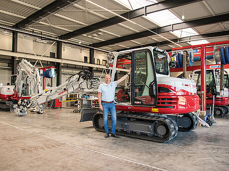 Takeuchi - Wilhelm Schäfer: Auch am neuen Firmensitz gilt die Devise »Den Geschäftsbericht schreibt man in Euro, nicht in Stückzahlen«