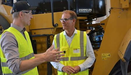 Betriebsbesuch mit Bagger