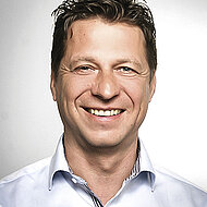 Vertriebsleitung mit Wiesent und Rettenbacher neu strukturiert