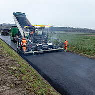 Landstraßen-Sanierung mit dem Super 1800-5i