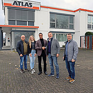 Dobrowa als neuer Händler für Atlas-Maschinen in Österreich