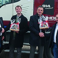 Rototilt: Erfolgreiche Zusammenarbeit – Kurt König übergibt 100. Rototilt